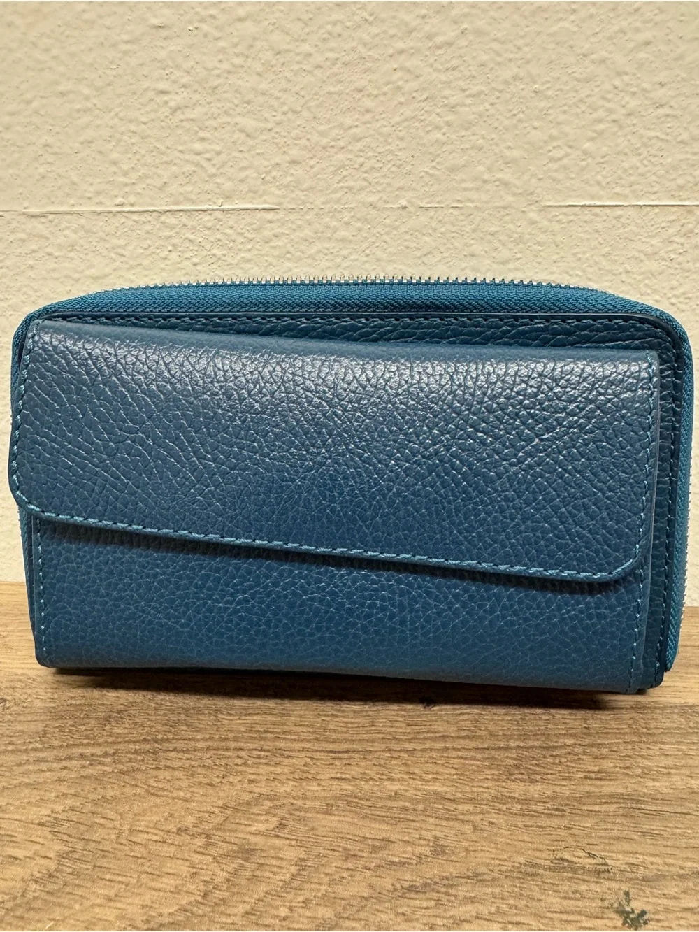 Genuine Italian Leather Peacock Blue Pebbled Crossbody Bag Wallet